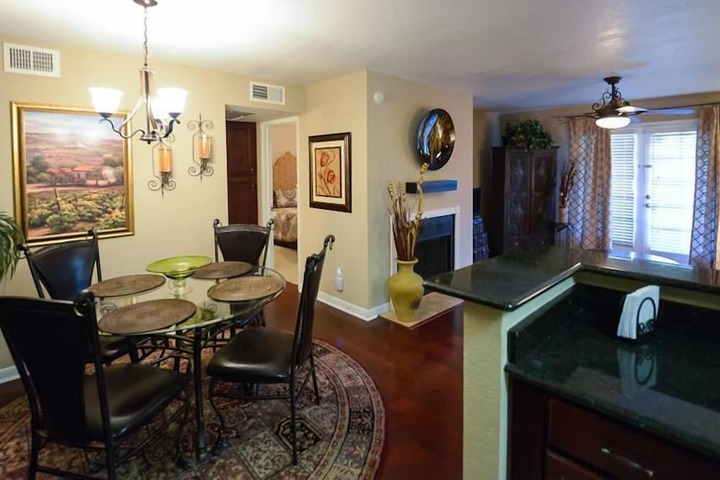 Room 5 of 22