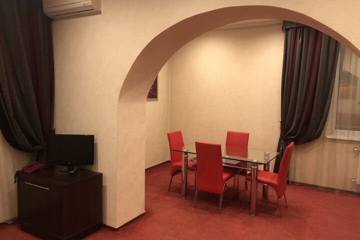 Room 18 of 78
