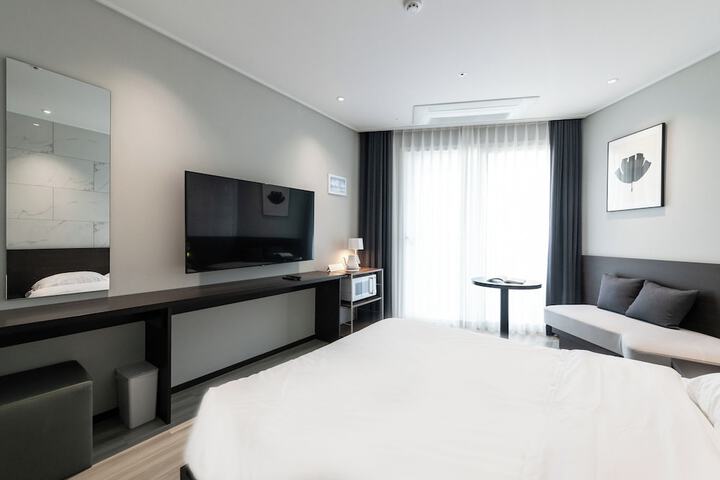 Room 20 of 46