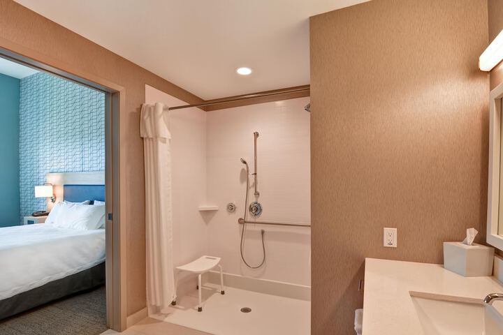 Bathroom shower