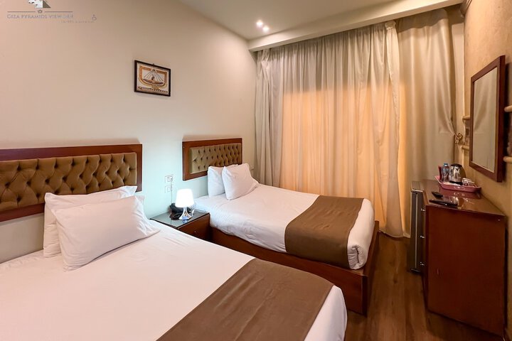 Room 49 of 284