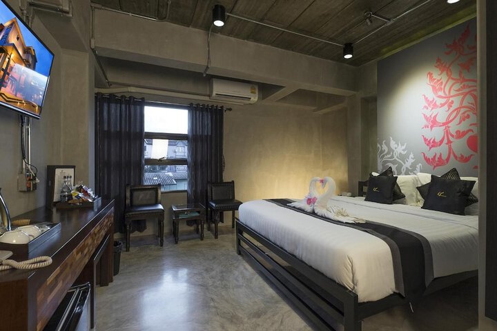 Room 13 of 60