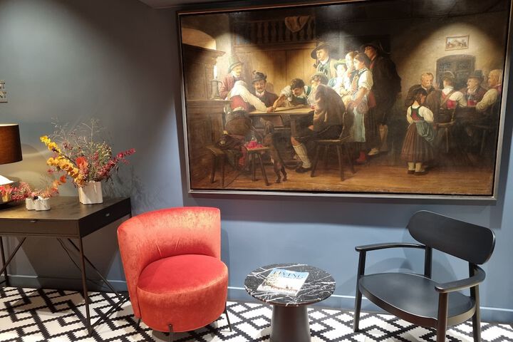 Hotel Lobby