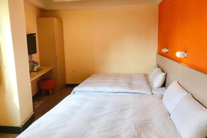 Room 29 of 58