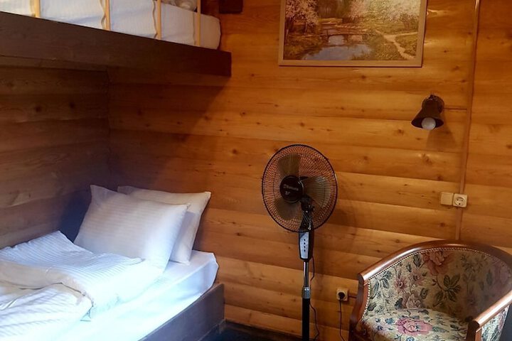 Room 10 of 71