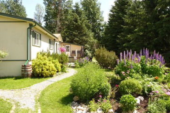 Property Grounds 15 of 18