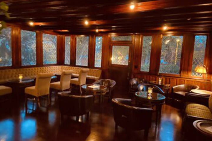 Dining 79 of 130