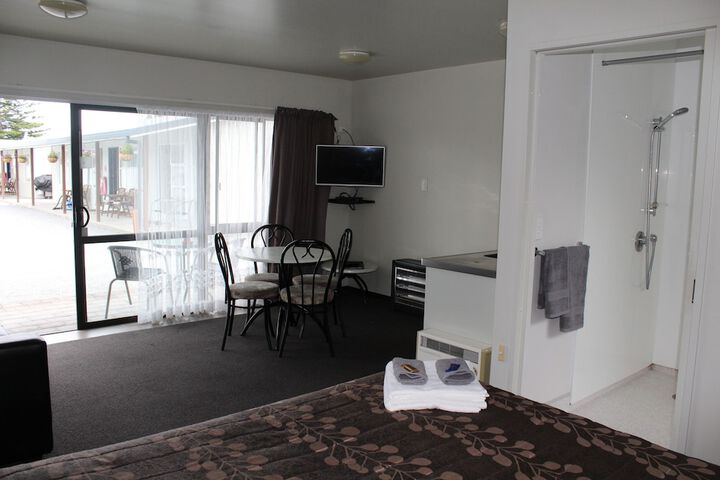 Room 25 of 57