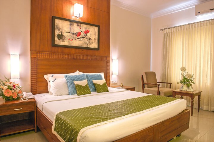 Room 7 of 65