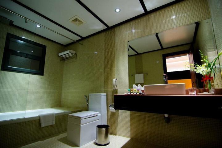 Room 34 of 56