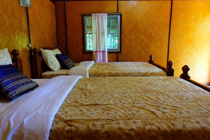 Room 6 of 70