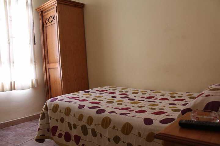 Room 6 of 44