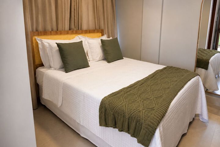 Room 3 of 34