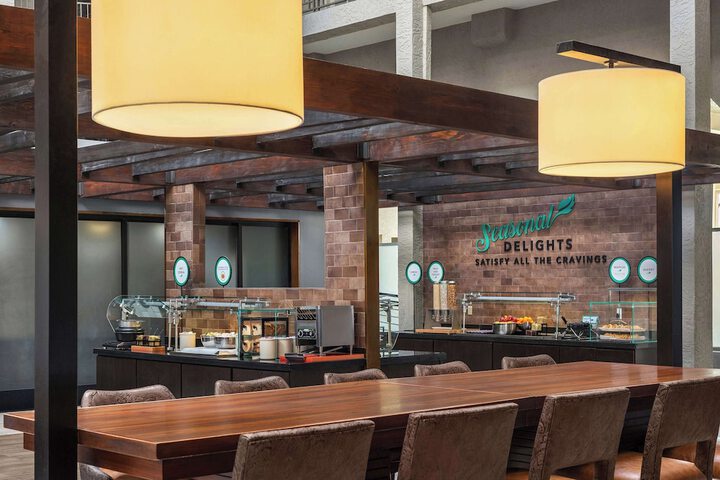 Breakfast area