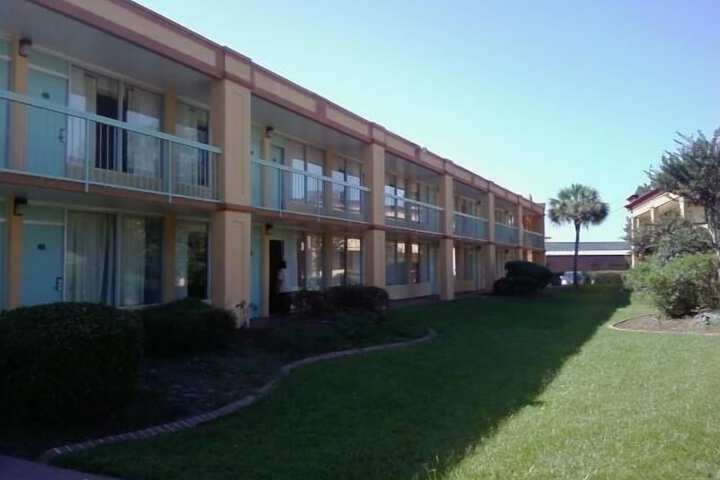 Exterior Photo