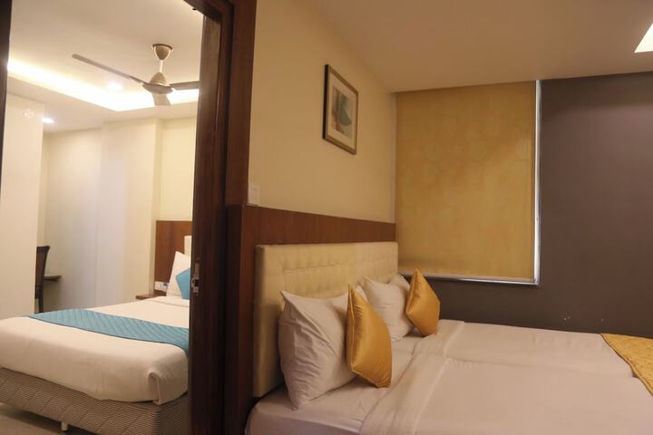 Room 3 of 21