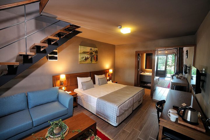 Room 28 of 71