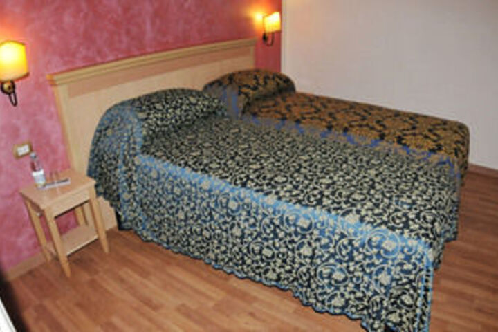 Standard Room Photo