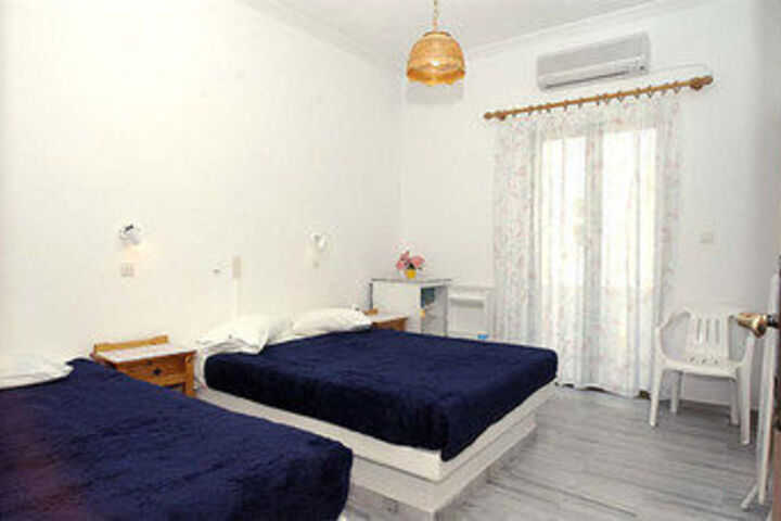 Ampeli Rooms