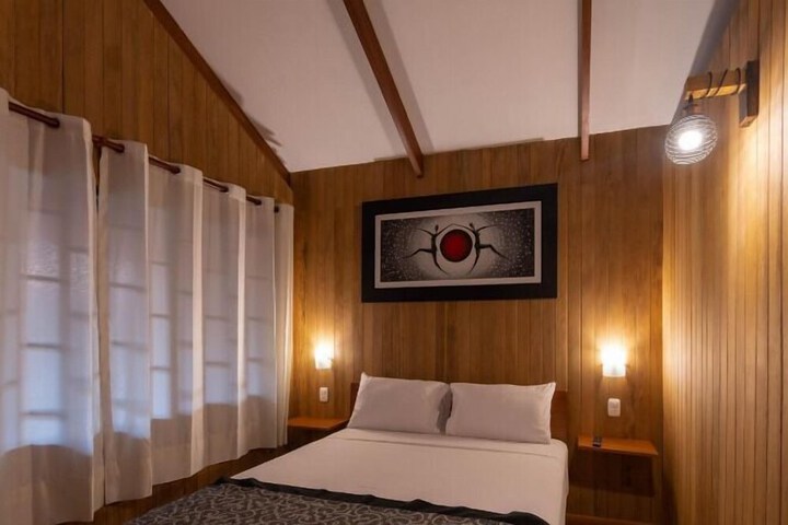 Room 9 of 44