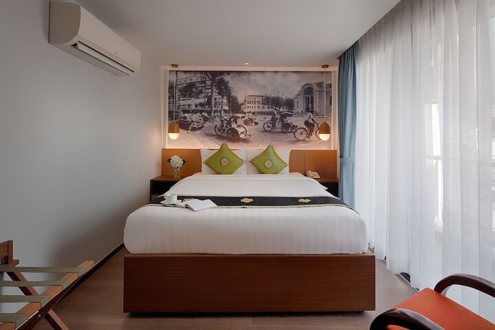 Room 11 of 72