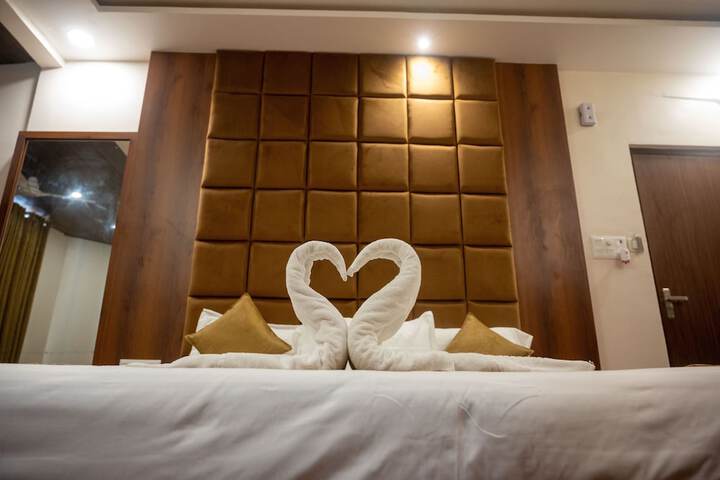 Room 16 of 48