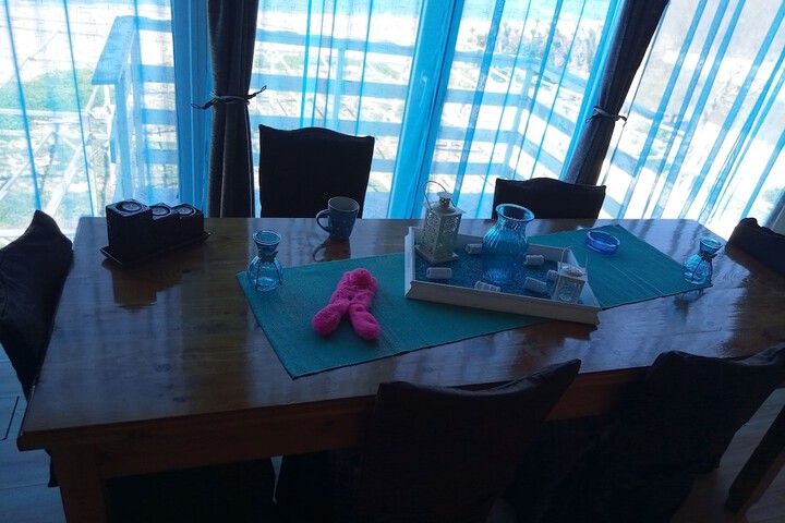 Room 25 of 39