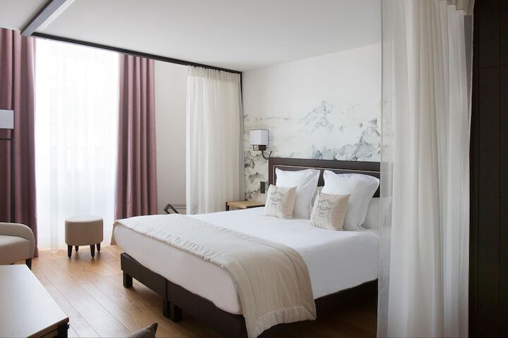 Room 35 of 105