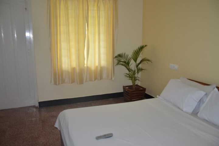 Room 12 of 23