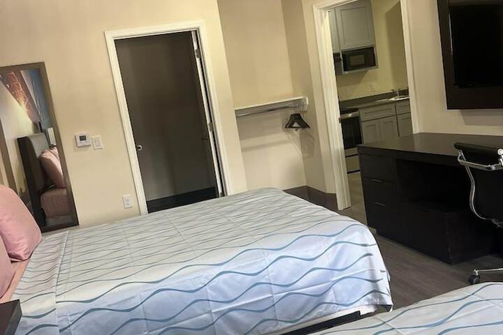 Room 3 of 26