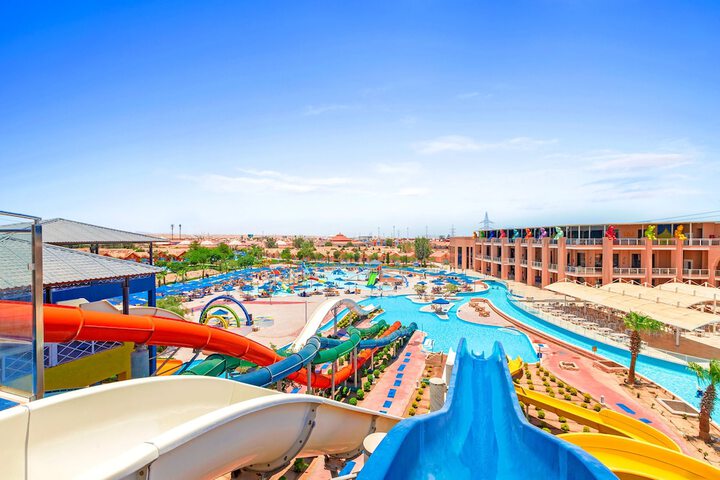 Pool 53 of 208