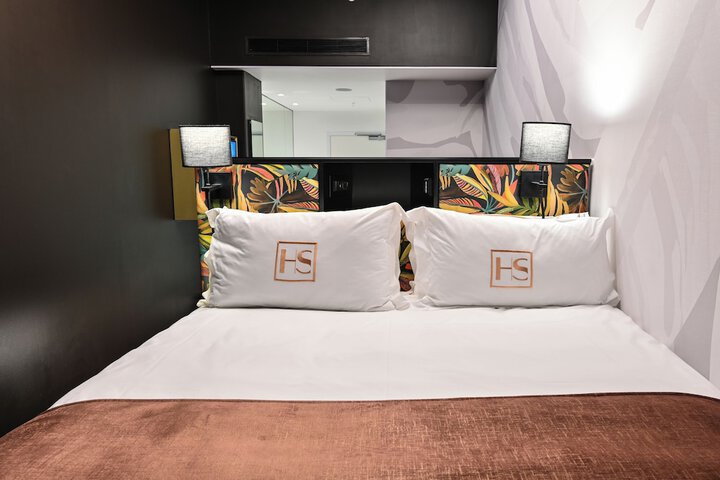 Room 19 of 81