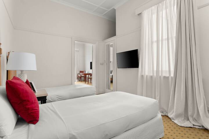 Room 26 of 59