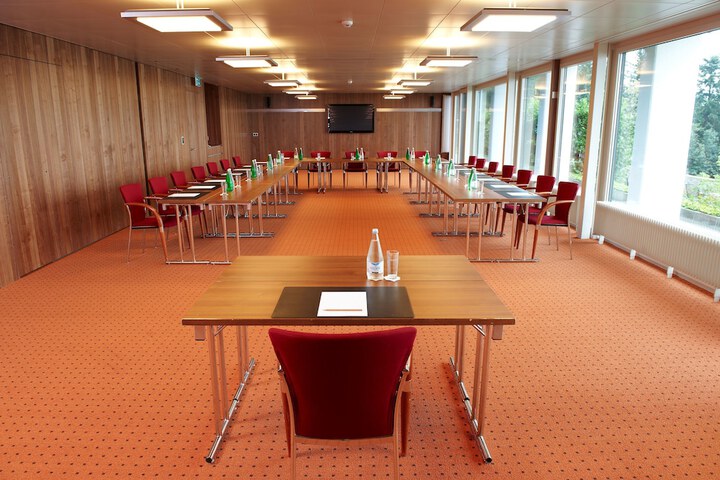Meeting 72 of 76