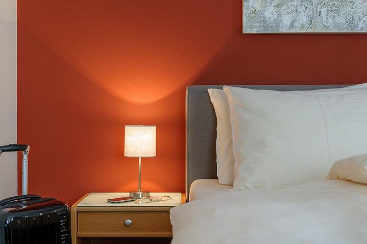 Room 5 of 31
