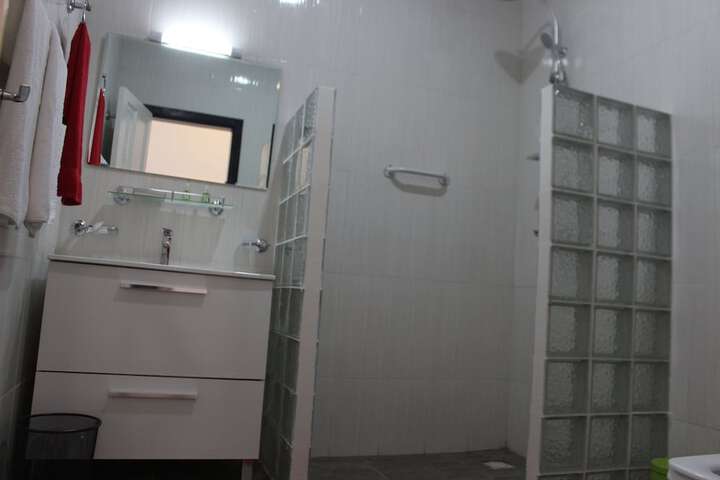 Room 13 of 46