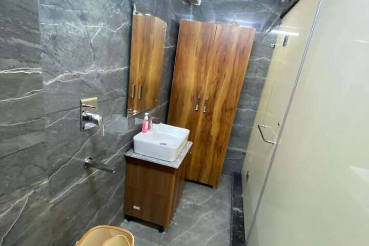Room 7 of 7
