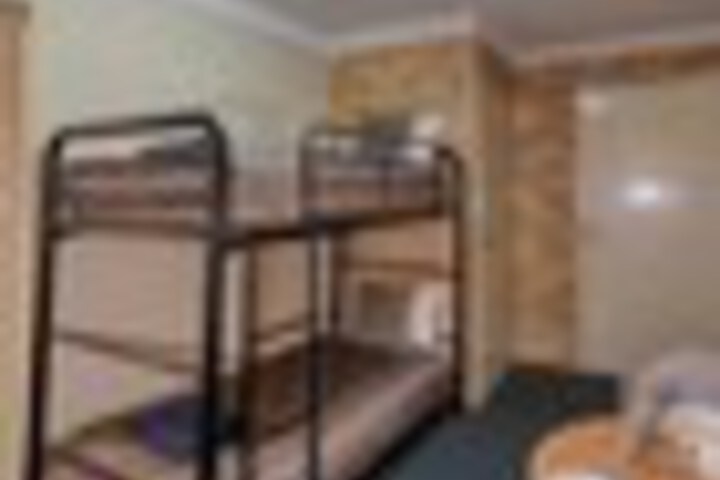 Room 20 of 99