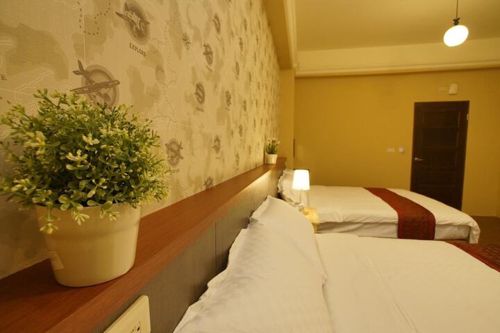 Room 15 of 50