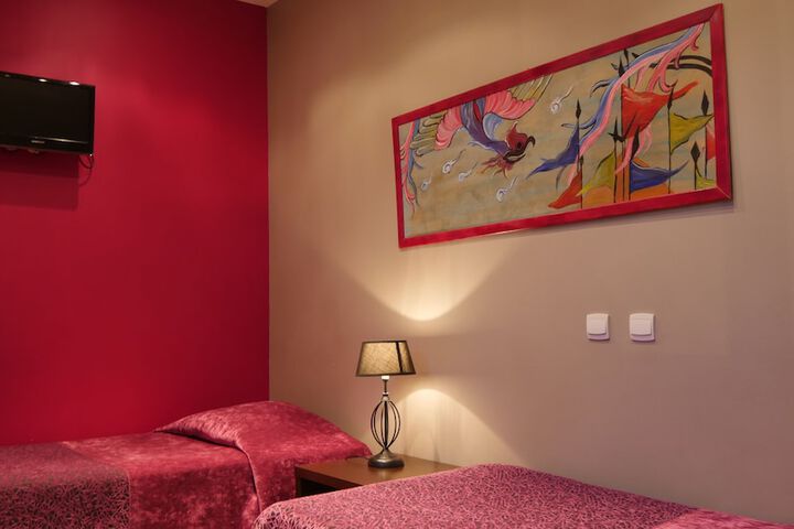 Room 15 of 49
