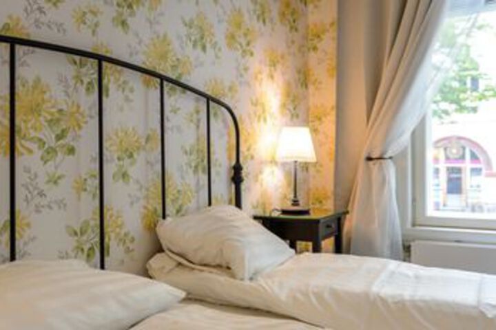 Room 60 of 75