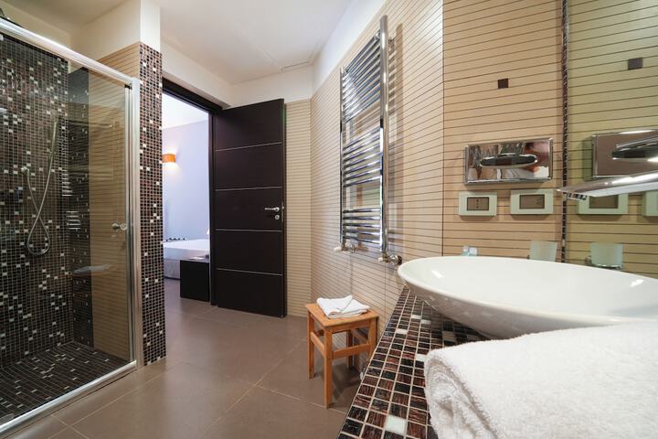Bathroom Interior Photo