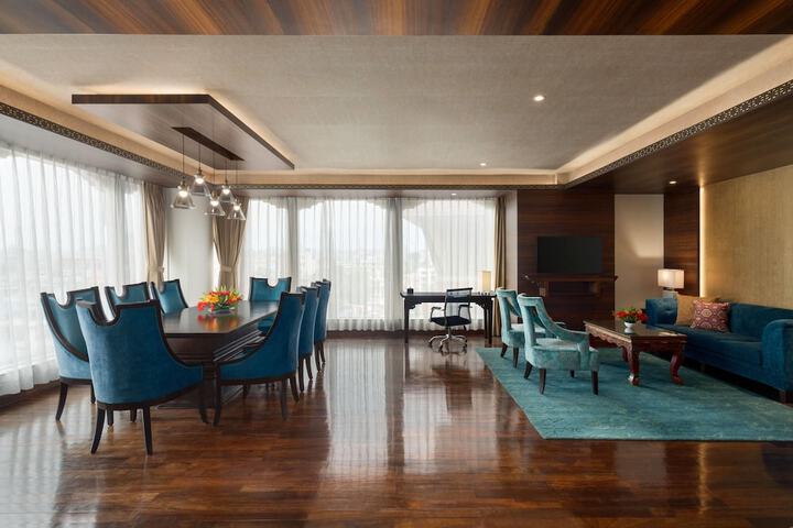 Room 41 of 120