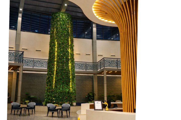 Hotel Interior 7 of 87