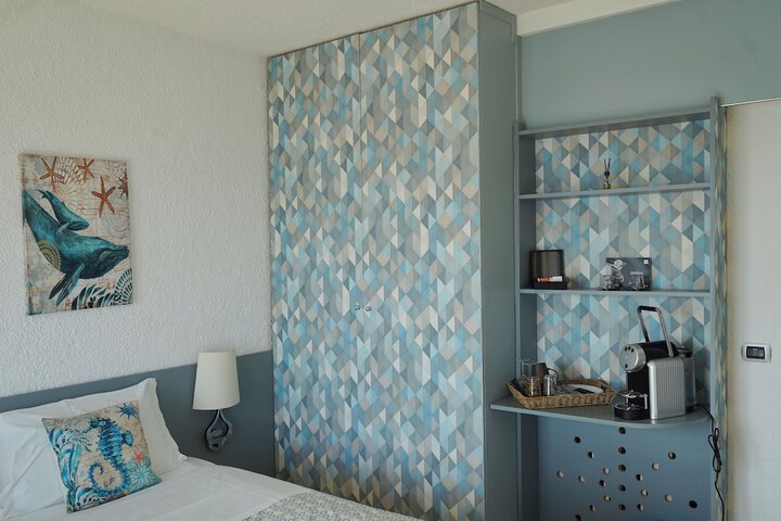 Room 15 of 59