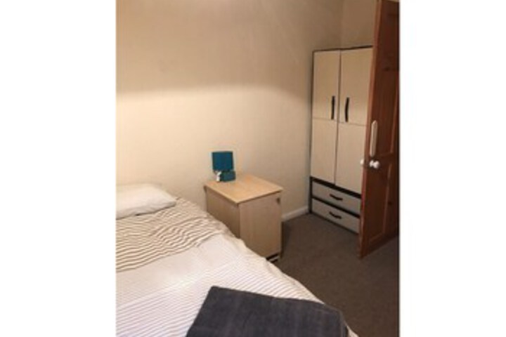 Room 12 of 22