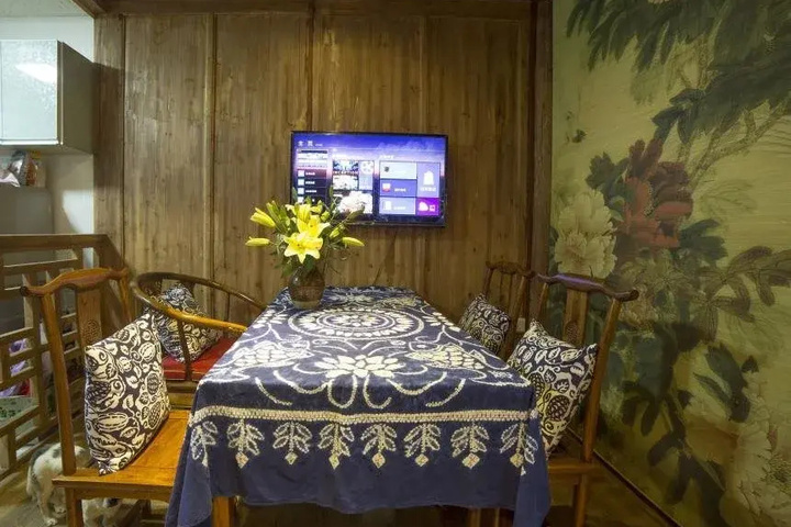 Room 3 of 14
