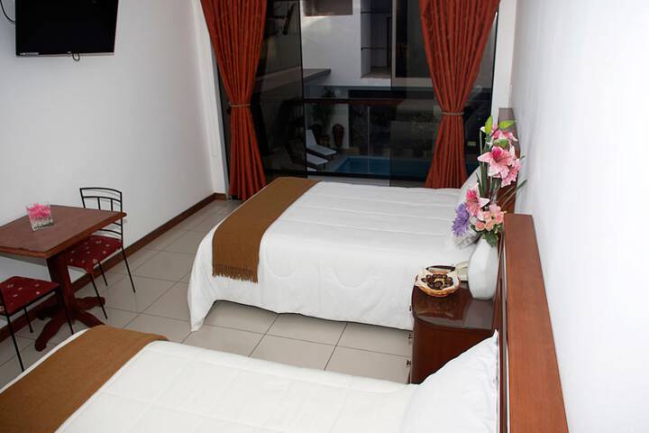 Room 9 of 34