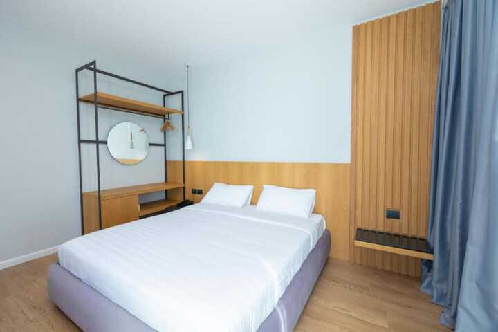 Room 15 of 52