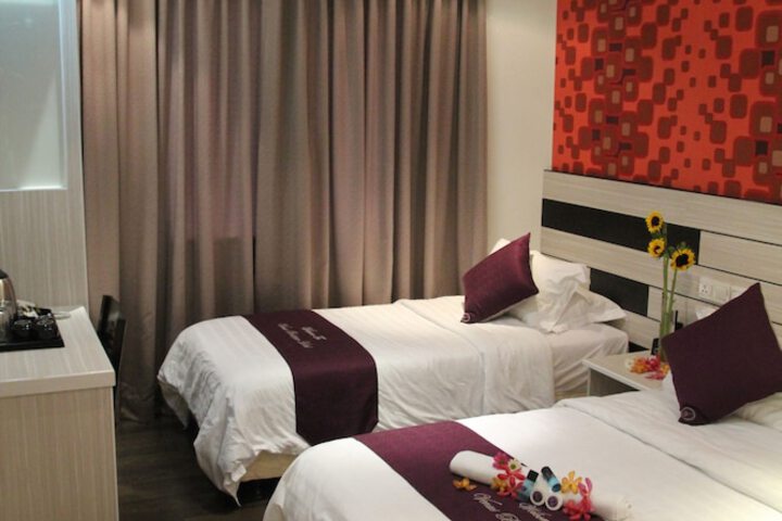Room 30 of 50